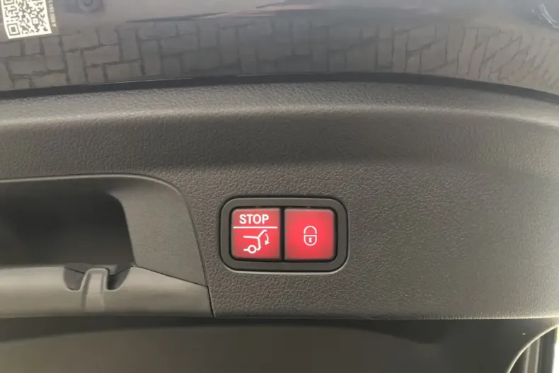 Mercedes-Benz GLE 350 din 2024 cu 17.345 km - oferta MER135352 - foto 16