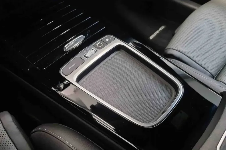 Mercedes-Benz CLA 45 AMG din 2024 cu 5.634 km - oferta MER135357 - foto 17