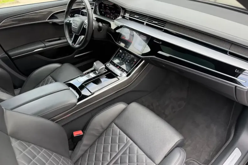 Audi A8 din 2023 cu 70.000 km - oferta AUD135363 - foto 11