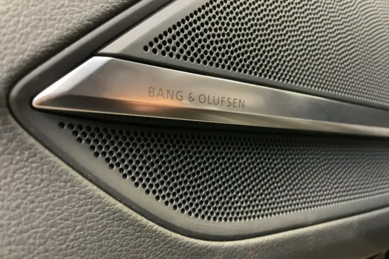 Audi A8 din 2022 cu 56.470 km - oferta AUD135365 - foto 9