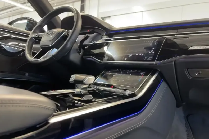 Audi A8 din 2022 cu 56.470 km - oferta AUD135365 - foto 12