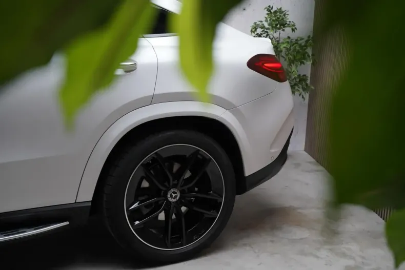 Mercedes-Benz GLE 300 din 2024 cu 20.950 km - oferta MER135368 - foto 26