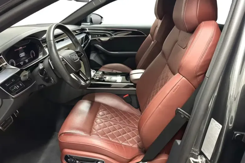 Audi A8 din 2022 cu 60.780 km - oferta AUD135369 - foto 5