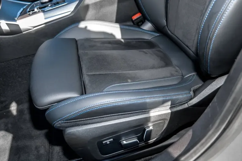 BMW 330 din 2024 cu 11.550 km - oferta BMW135372 - foto 15