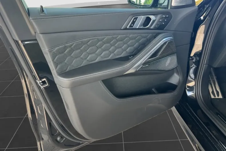 BMW X6 M din 2023 cu 36.276 km - oferta BMW135380 - foto 10