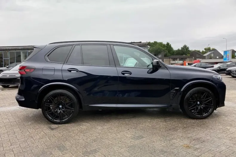 BMW X5 M din 2024 cu 8.200 km - oferta BMW135381 - foto 3