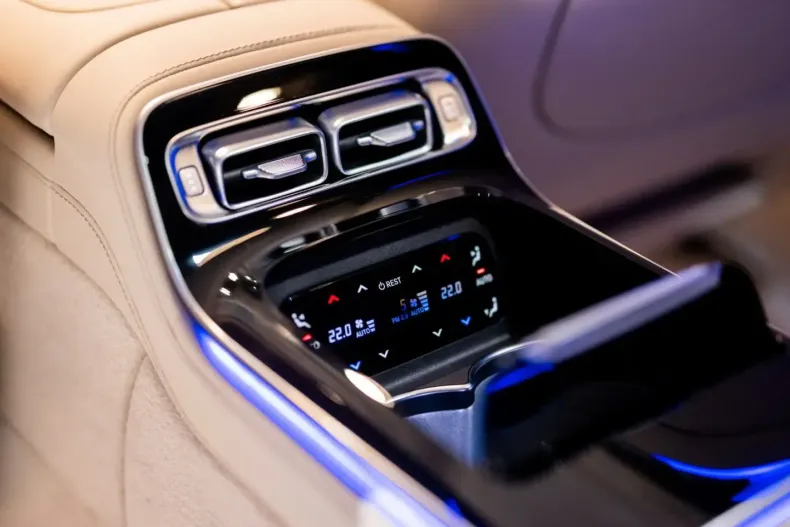 Mercedes-Benz S 580 din 2023 cu 18.500 km - oferta MER135386 - foto 15