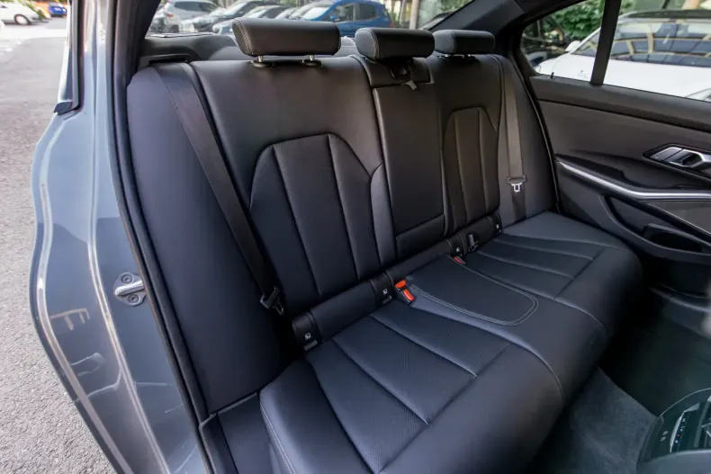 BMW 320 din 2022 cu 106.000 km - oferta BMW135388 - foto 33