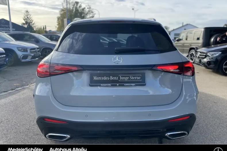 Mercedes-Benz GLC 450 din 2024 cu 12.352 km - oferta MER135391 - foto 4