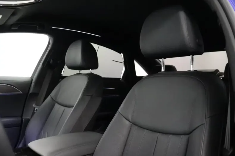 Audi A8 din 2023 cu 22.375 km - oferta AUD135392 - foto 4