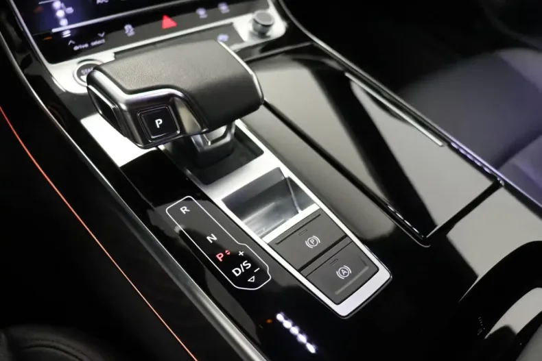 Audi A8 din 2023 cu 22.375 km - oferta AUD135392 - foto 9