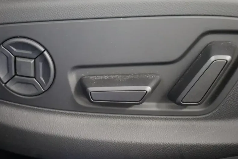 Audi A8 din 2023 cu 22.375 km - oferta AUD135392 - foto 10