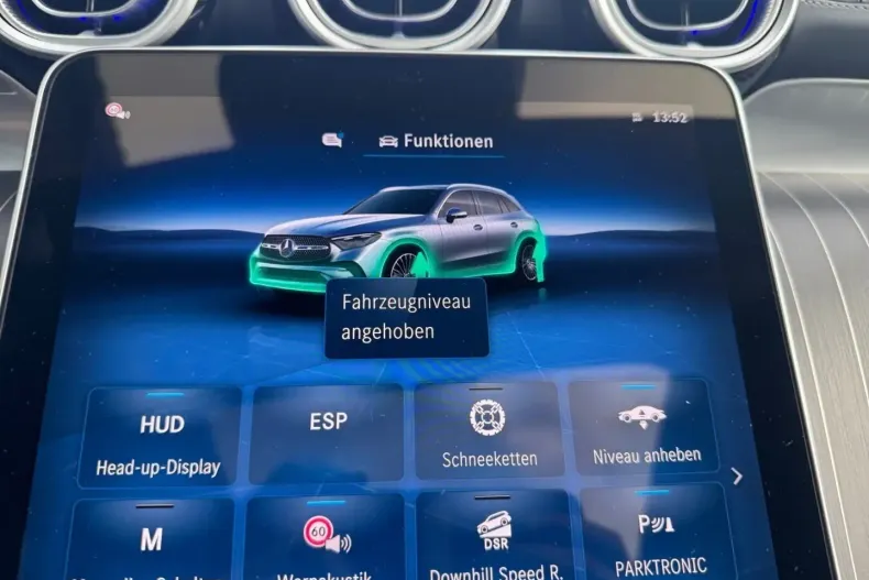 Mercedes-Benz GLC 450 din 2024 cu 25.888 km - oferta MER135394 - foto 17