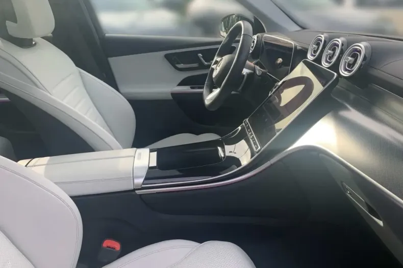 Mercedes-Benz GLC 220 din 2024 cu 17.440 km - oferta MER135395 - foto 8