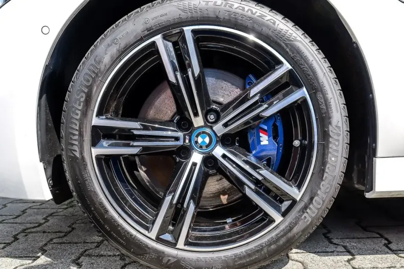 BMW 330 din 2024 cu 23.704 km - oferta BMW135399 - foto 4