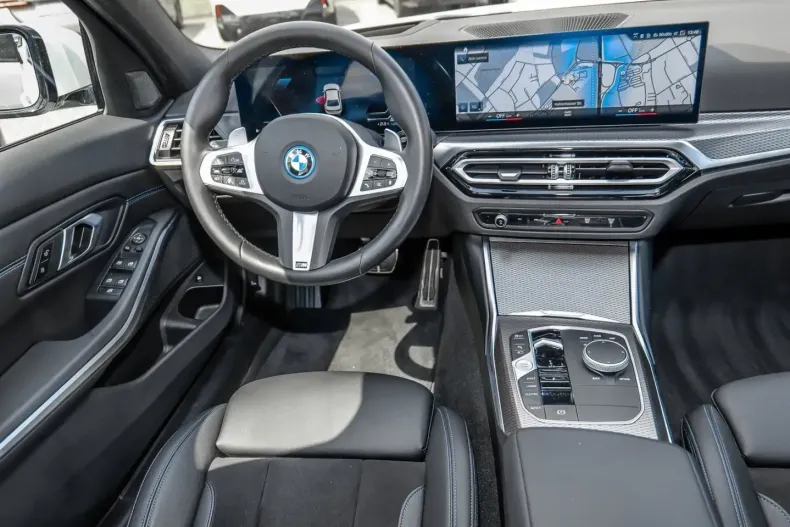 BMW 330 din 2024 cu 23.704 km - oferta BMW135399 - foto 11