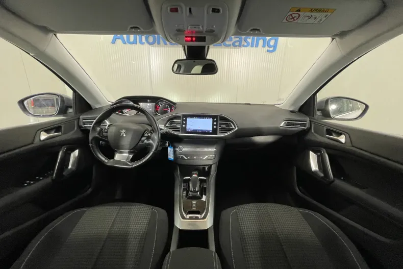 Peugeot 308 din 2020 cu 136.772 km - oferta PEU135451 - foto 7