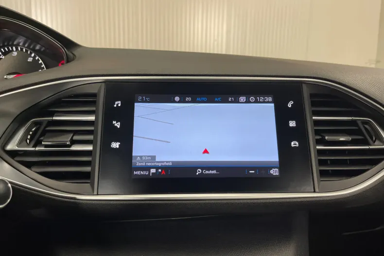 Peugeot 308 din 2020 cu 136.772 km - oferta PEU135451 - foto 14