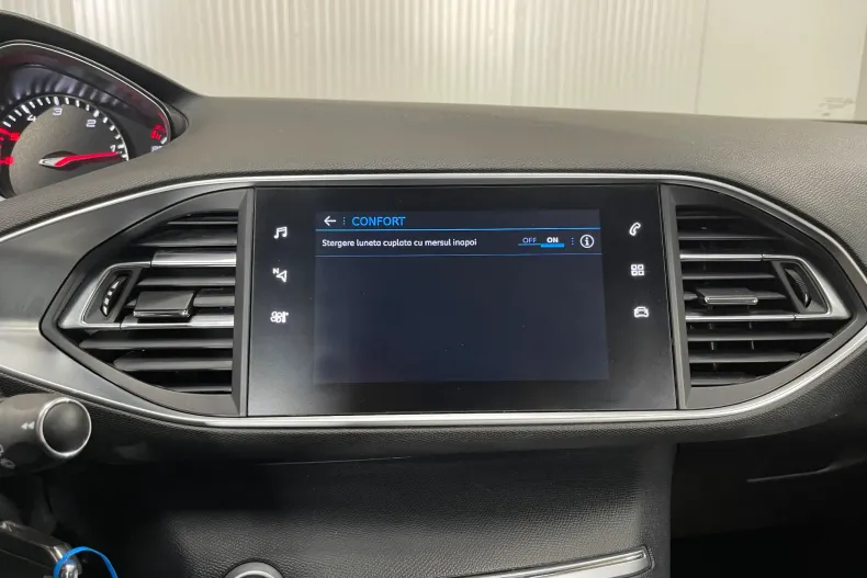 Peugeot 308 din 2020 cu 136.772 km - oferta PEU135451 - foto 21