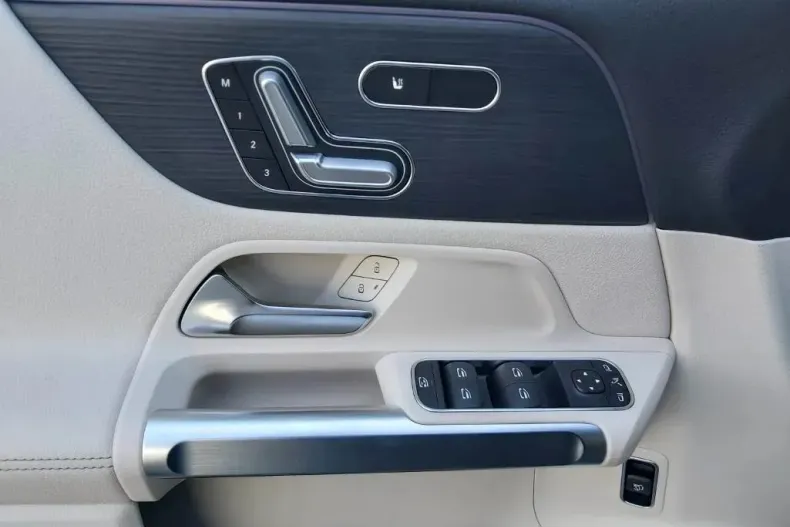 Mercedes-Benz EQB din 2022 cu 40.500 km - oferta MER135459 - foto 10