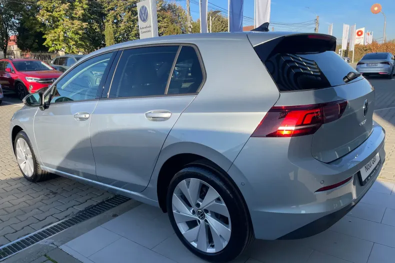 Volkswagen Golf din 2025 cu 1 km - oferta VOL135466 - foto 6