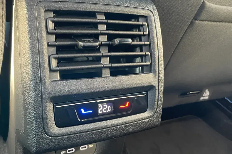 Volkswagen Golf din 2025 cu 1 km - oferta VOL135466 - foto 12