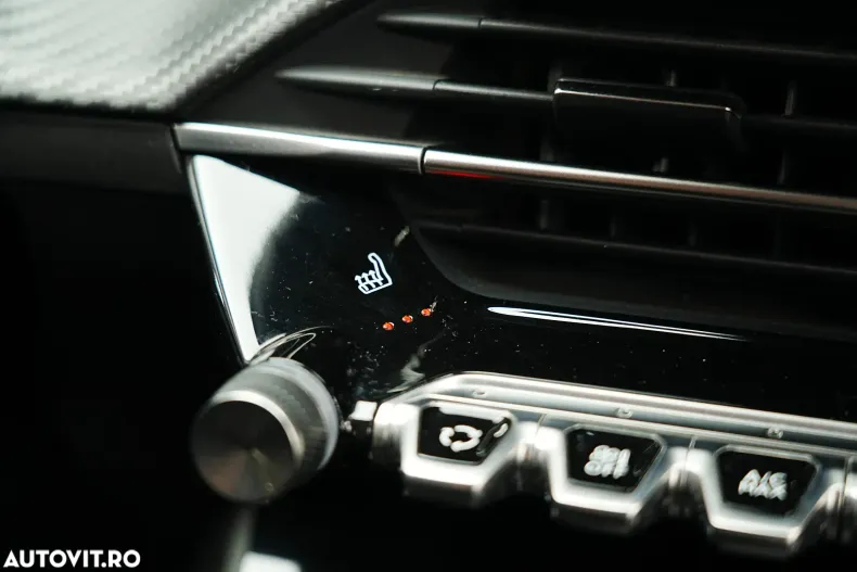 Peugeot 208 din 2023 cu 68.000 km - oferta PEU135486 - foto 33