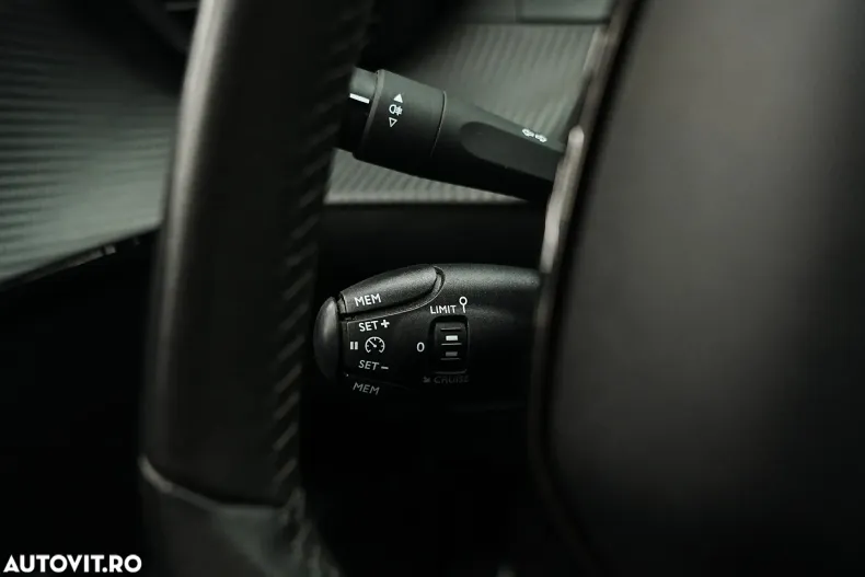 Peugeot 208 din 2023 cu 68.000 km - oferta PEU135486 - foto 35