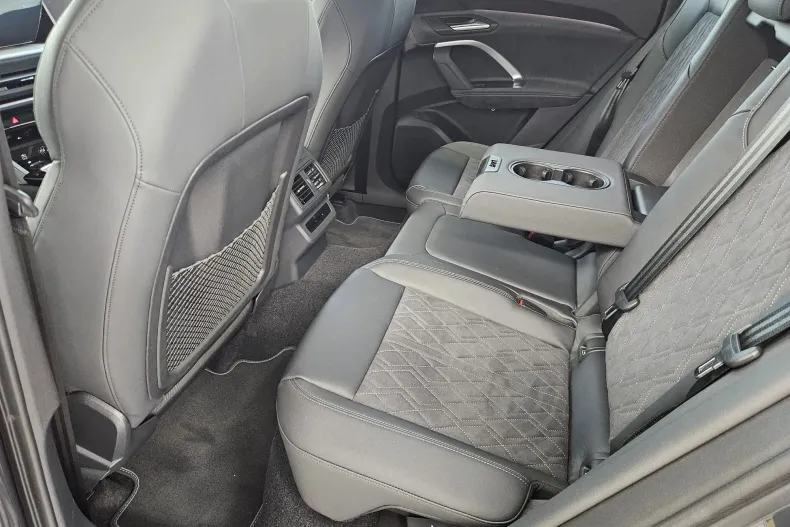 Audi Q5 din 2025 cu 10 km - oferta AUD135493 - foto 20