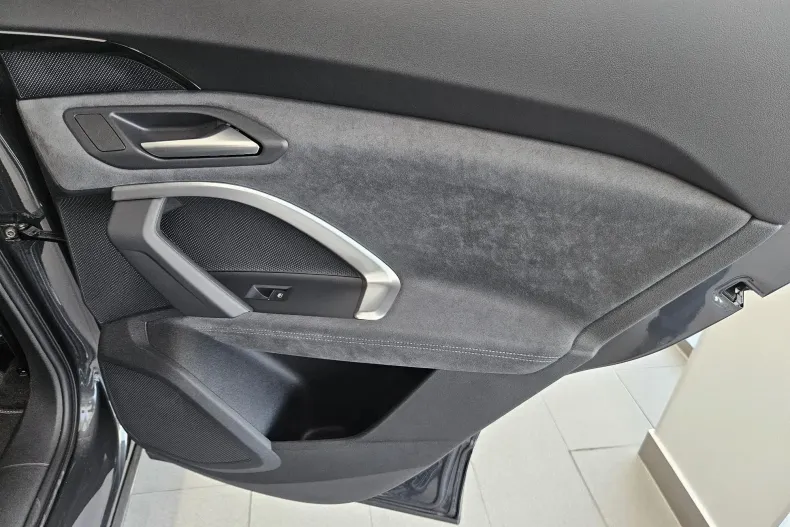 Audi Q5 din 2025 cu 10 km - oferta AUD135493 - foto 21