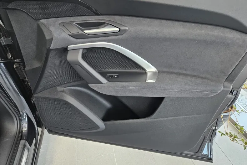 Audi Q5 din 2025 cu 10 km - oferta AUD135493 - foto 23