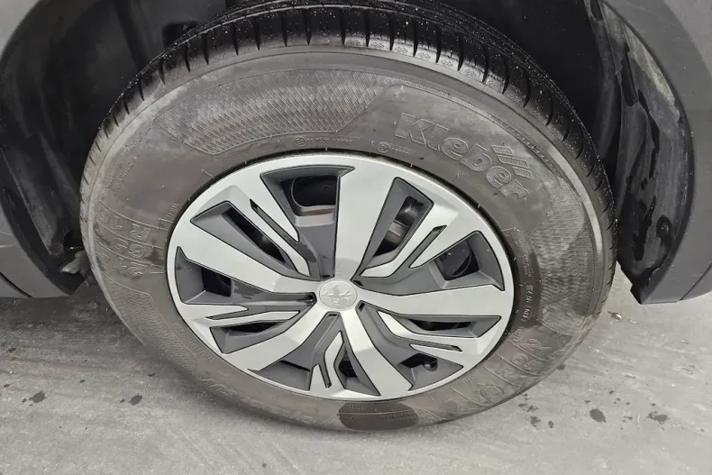 Peugeot 2008 din 2020 cu 89.575 km - oferta PEU135494 - foto 7