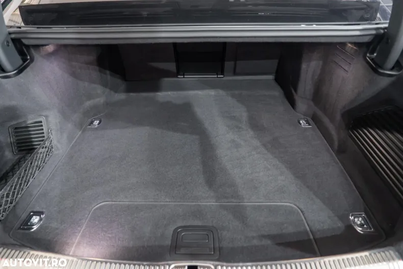 Audi A8 din 2021 cu 137.900 km - oferta AUD135495 - foto 13