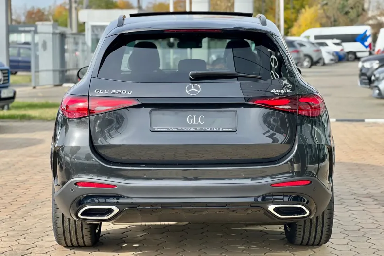 Mercedes-Benz GLC din 2025 cu 4 km - oferta MER135501 - foto 4