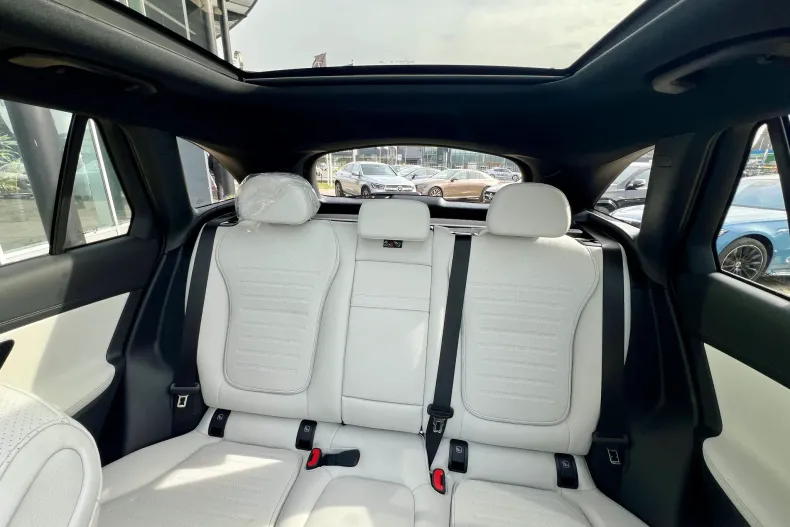 Mercedes-Benz GLC din 2025 cu 4 km - oferta MER135501 - foto 13