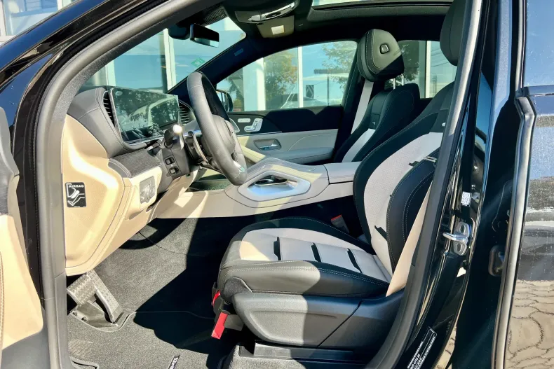 Mercedes-Benz GLE Coupe din 2025 cu 12 km - oferta MER135502 - foto 13