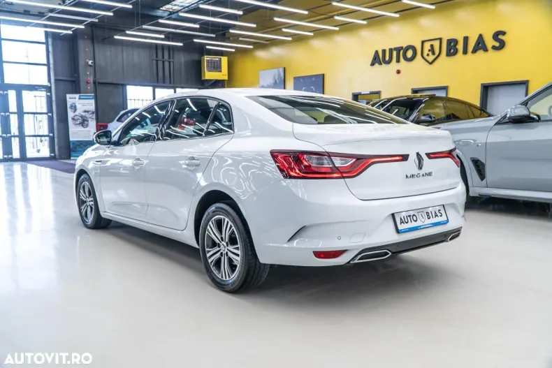 Renault Megane din 2023 cu 87.647 km - oferta REN135508 - foto 7