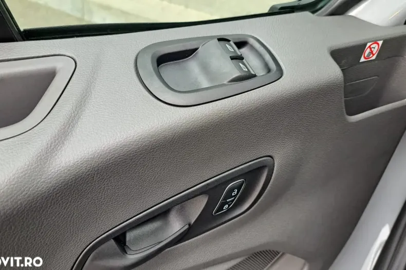 Ford Transit din 2025 cu 1 km - oferta FOR135509 - foto 35