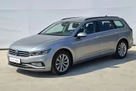 Volkswagen Passat din 2022 cu 84.840 km - oferta VOL135511 - foto 1