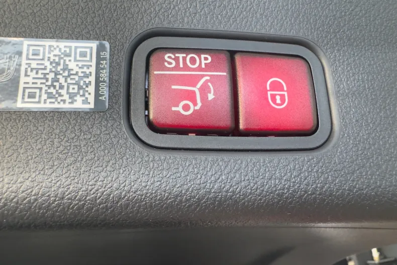 Mercedes-Benz GLC din 2024 cu 8.755 km - oferta MER135515 - foto 9