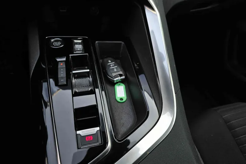 Peugeot 5008 din 2023 cu 99.757 km - oferta PEU135531 - foto 12