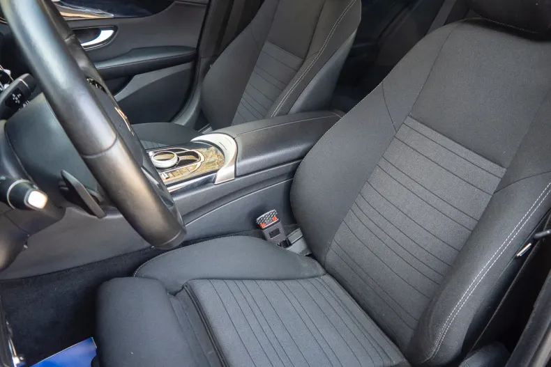 Mercedes-Benz C din 2020 cu 70.935 km - oferta MER135534 - foto 9