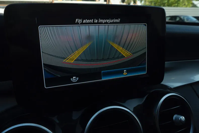 Mercedes-Benz C din 2020 cu 70.935 km - oferta MER135534 - foto 15