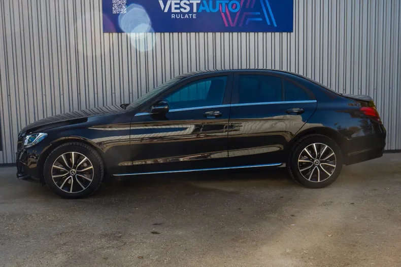 Mercedes-Benz C din 2020 cu 70.935 km - oferta MER135534 - foto 16