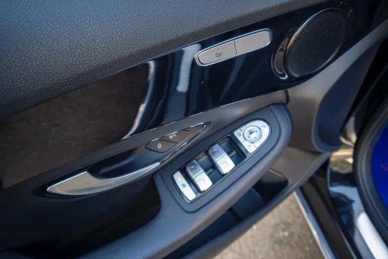 Mercedes-Benz C din 2020 cu 70.935 km - oferta MER135534 - foto 20