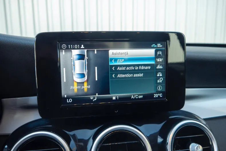 Mercedes-Benz C din 2020 cu 70.935 km - oferta MER135534 - foto 29