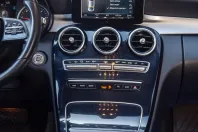 Mercedes-Benz C din 2020 cu 70.935 km - oferta MER135534 - foto 40