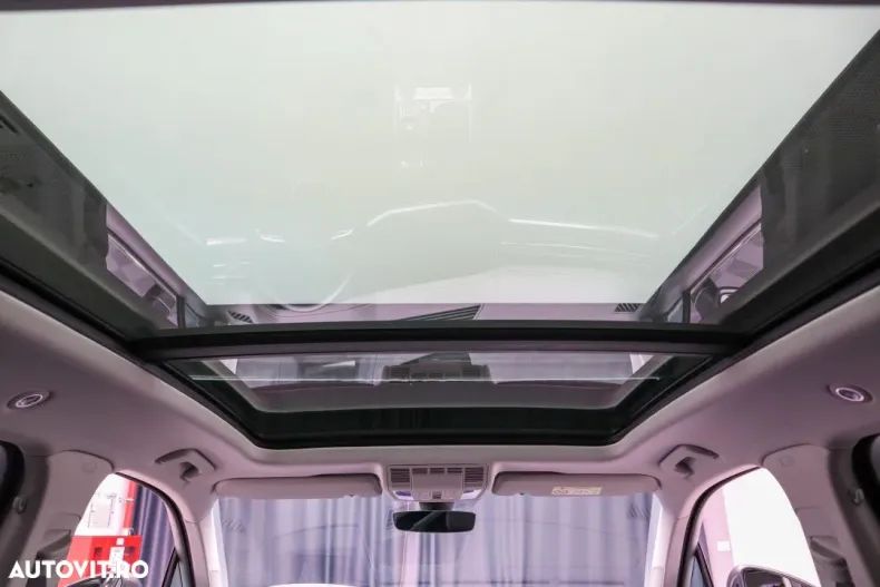 Volkswagen Touareg din 2021 cu 153.900 km - oferta VOL135535 - foto 6