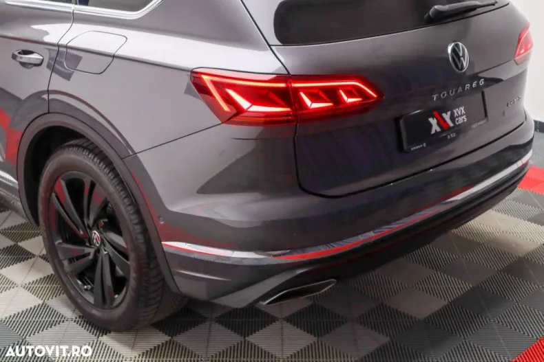 Volkswagen Touareg din 2021 cu 153.900 km - oferta VOL135535 - foto 20