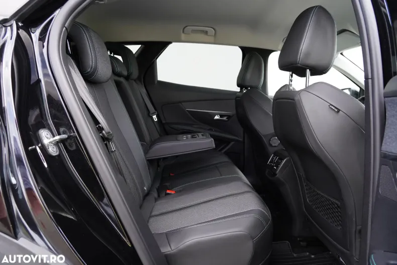 Peugeot 3008 din 2021 cu 167.155 km - oferta PEU135548 - foto 16